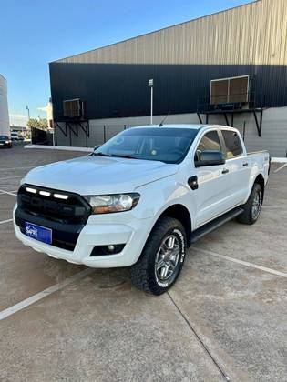 FORD RANGER 2.2 XLS 4X4 CD 16V DIESEL 4P AUTOMÁTICO